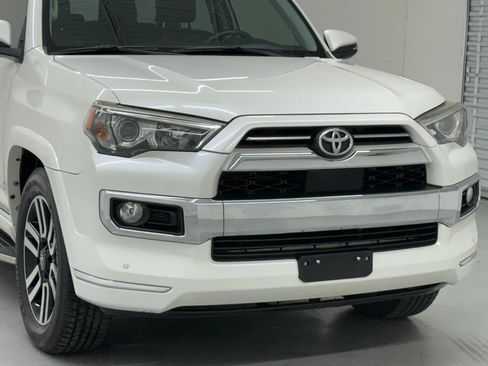Used 2020 Toyota 4Runner Limited RWD image 95