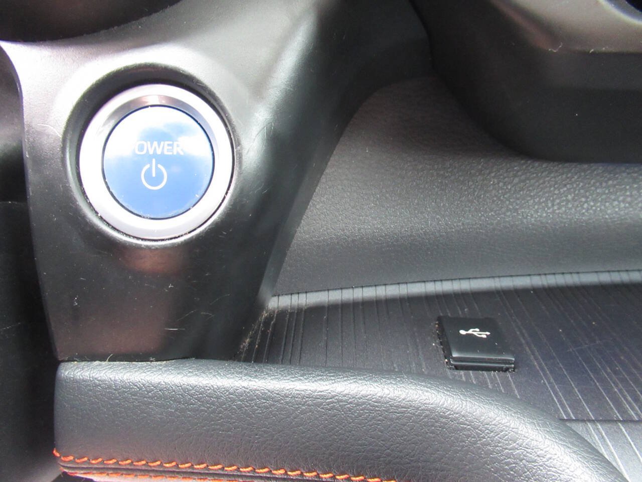 Used 2021 Toyota Sienna XSE w/ XSE Plus Package FWD image 28