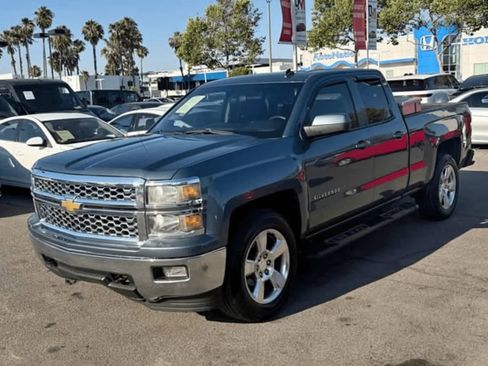 Used 2014 Chevrolet Silverado 1500 LT w/ LT Convenience Package AWD/4WD image 3