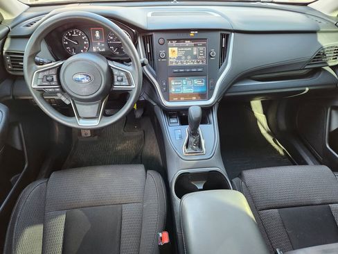 Used 2021 Subaru Outback 2.5i image 9