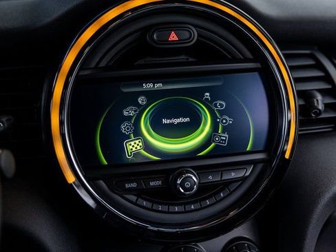 Used 2018 MINI Cooper S image 44