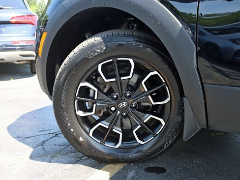 Used 2024 Hyundai Santa Cruz SE AWD/4WD image 15