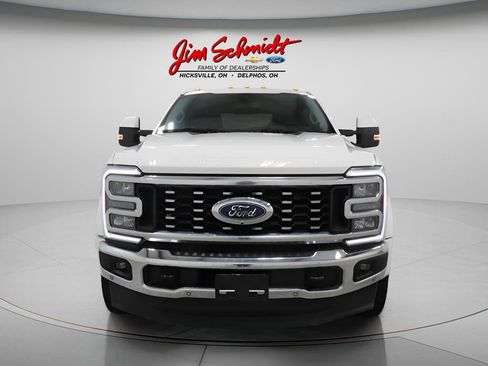 Used 2023 Ford F450 Lariat w/ Lariat Ultimate Package AWD/4WD image 3