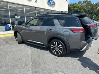 Used 2025 Nissan Pathfinder Platinum w/ Cargo Package AWD/4WD video 1