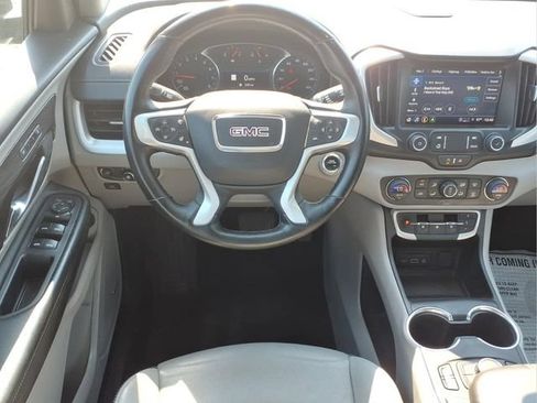 Used 2024 GMC Terrain SLT w/ Infotainment Package II AWD/4WD image 5