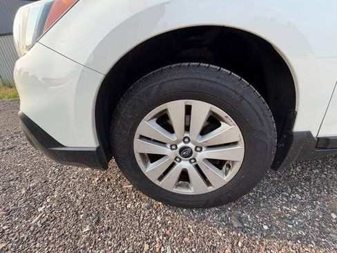 Used 2015 Subaru Outback 2.5i Premium AWD/4WD image 10