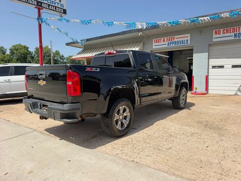 Used 2018 Chevrolet Colorado Z71 AWD/4WD image 6