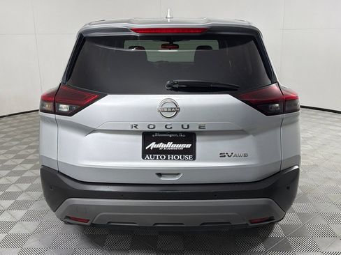 Used 2023 Nissan Rogue SV image 6