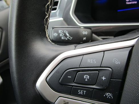 Used 2024 Volkswagen Tiguan S image 25