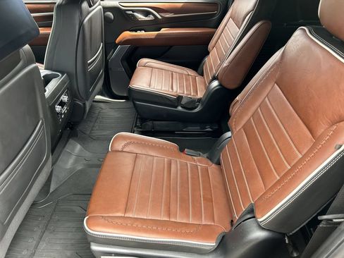 Used 2024 GMC Yukon XL Denali Ultimate AWD/4WD image 26
