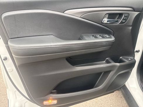 Certified 2023 Honda Ridgeline RTL-E image 9