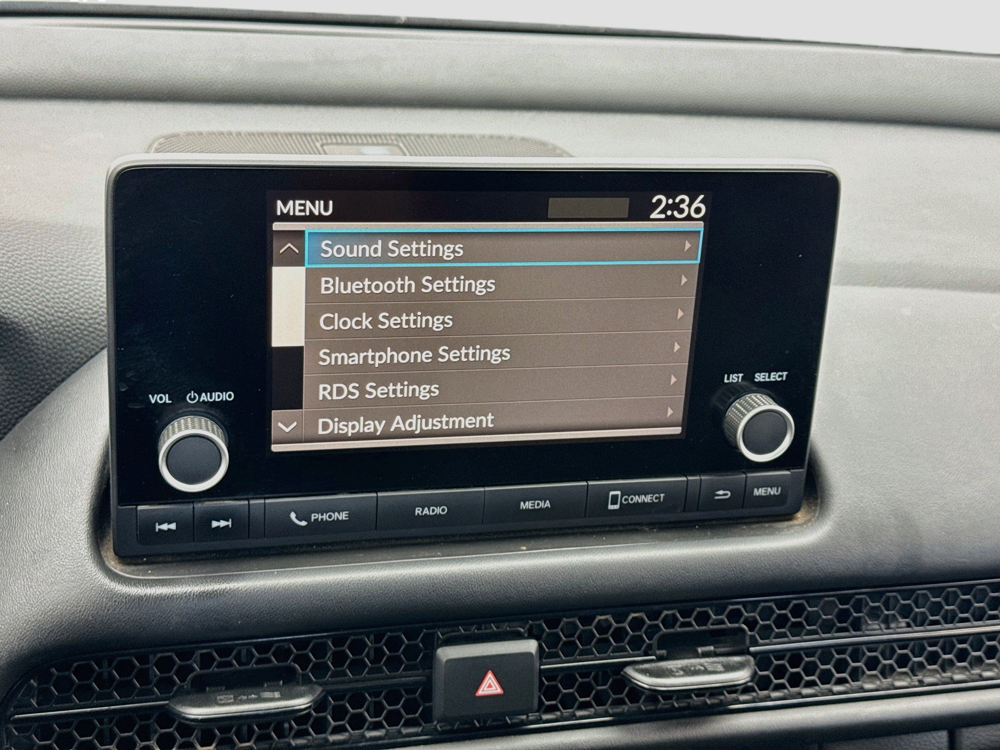 Used 2025 Honda HR-V LX image 9