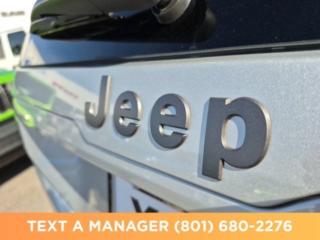 New 2026 Jeep Cherokee Laredo AWD/4WD image 11