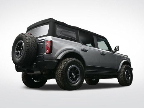 Used 2022 Ford Bronco Badlands image 28