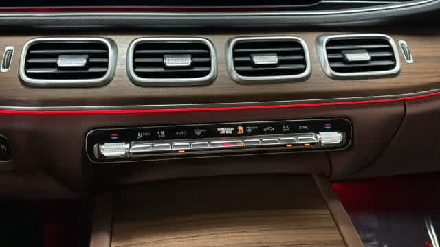 Certified 2026 Mercedes-Benz GLE 450 4MATIC image 22