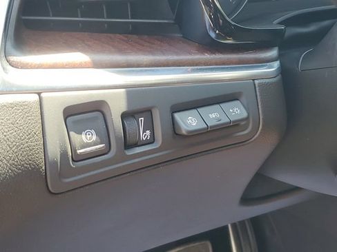 Certified 2022 Cadillac XT5 Sportv w/ Technology Package AWD/4WD image 9