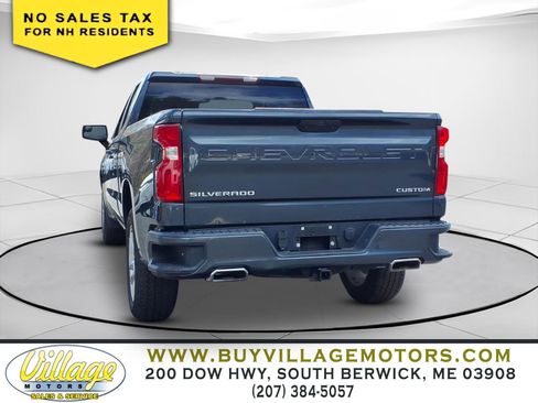Used 2019 Chevrolet Silverado 1500 Custom w/ Custom Value Package RWD image 3