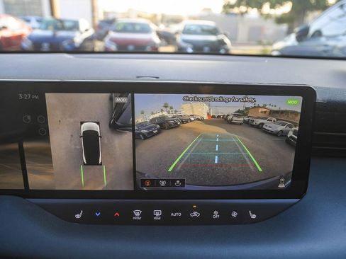 Used 2026 Nissan Leaf SV+ w/ Floor Mat Package (SV+) FWD image 24
