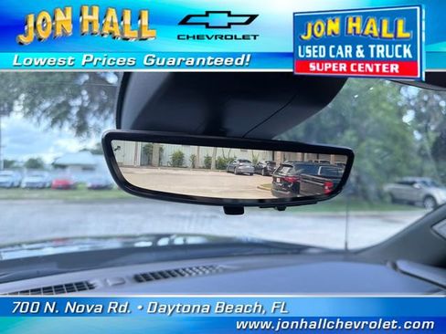 Used 2023 Chevrolet Silverado 1500 High Country w/ High Country Premium Package AWD/4WD image 30