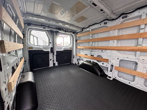 Used 2024 Ford Transit 250 Low Roof w/ Exterior Upgrade Package image 25