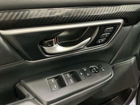 Used 2020 Honda CR-V Touring image 16