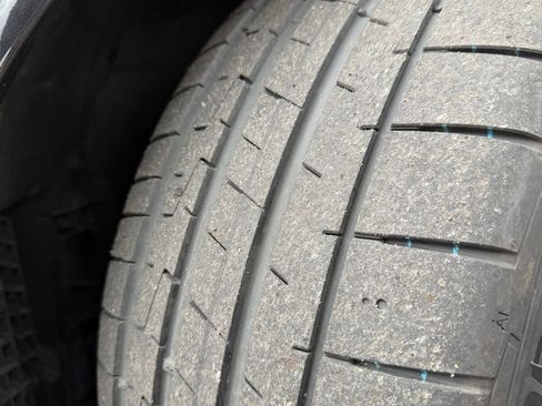 Used 2025 BMW M5 w/ Executive Package image 46