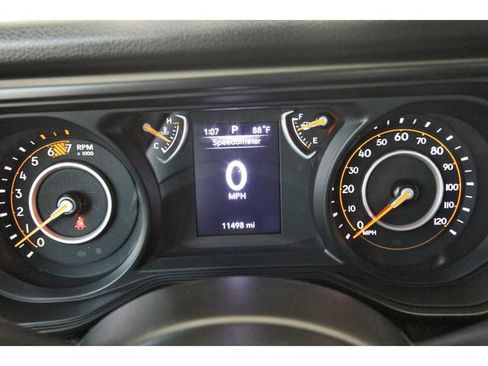 Used 2024 Jeep Wrangler Sport AWD/4WD image 14