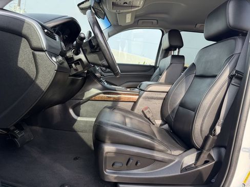 Used 2019 Chevrolet Tahoe LT RWD image 26