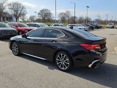 Used 2018 Acura TLX V6 w/ Technology Package image 4