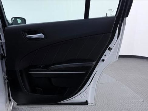 Used 2023 Dodge Charger SXT RWD image 21