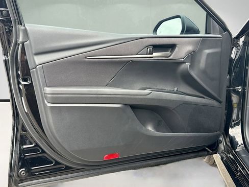 Used 2025 Toyota Camry LE w/ Convenience Package FWD image 21