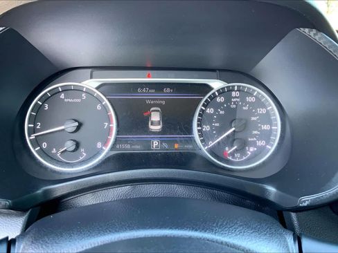 Used 2024 Nissan Sentra SV image 22