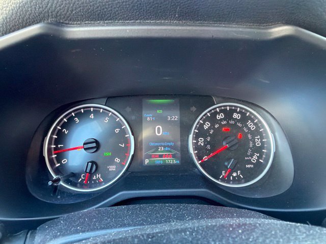 Used 2021 Toyota RAV4 XLE AWD/4WD image 12