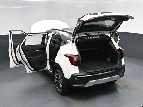 New 2026 Kia Seltos SX image 15