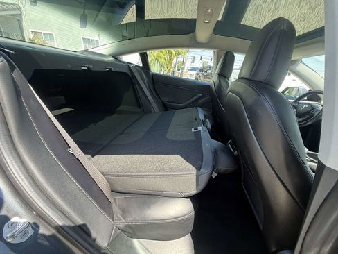 Used 2018 Tesla Model 3 Long Range AWD/4WD image 39