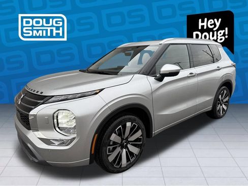 New 2026 Mitsubishi Outlander SEL image 1