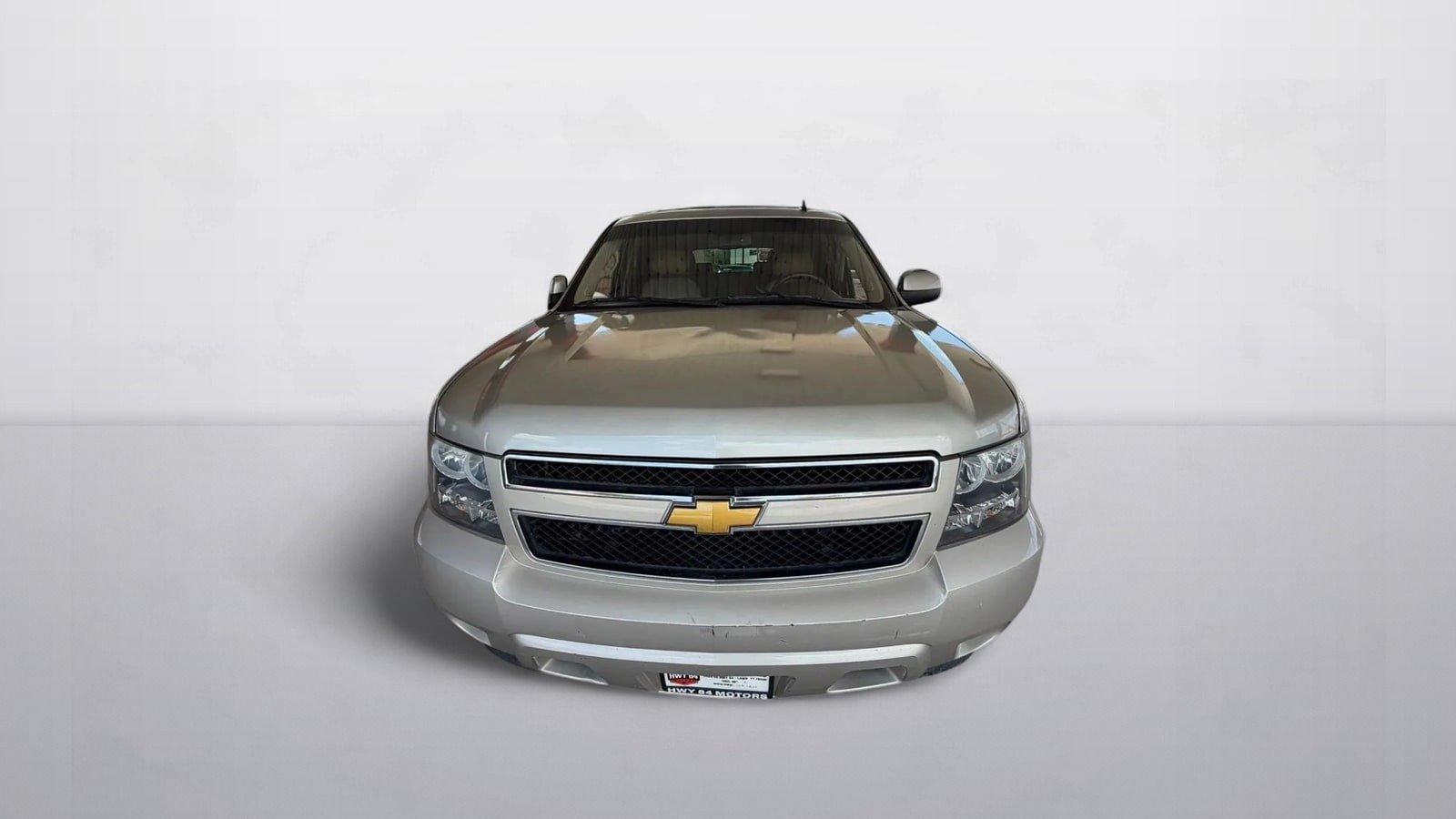 Used 2014 Chevrolet Suburban LT RWD image 7