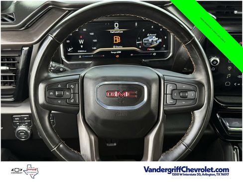 Used 2025 GMC Sierra 2500 AT4 AWD/4WD image 10