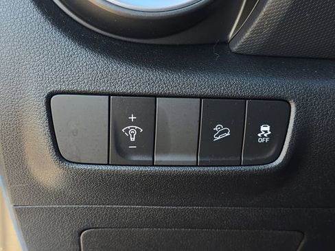 Used 2023 Hyundai Kona SEL w/ Convenience Package image 25