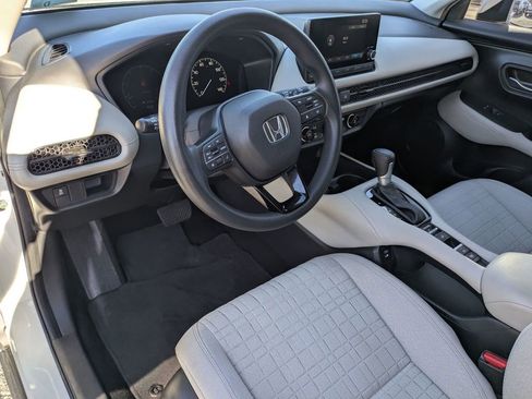 Used 2024 Honda HR-V LX image 13
