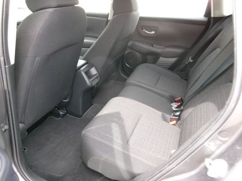 Used 2025 Honda HR-V LX image 9