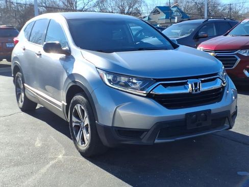 Used 2019 Honda CR-V LX image 3
