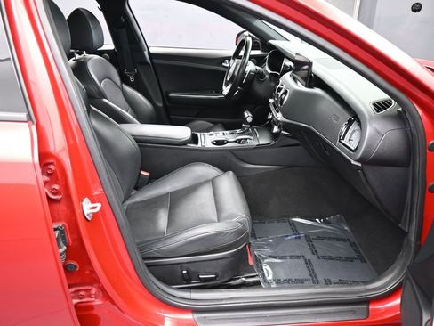 Used 2023 Kia Stinger GT-Line w/ Sun & Sound Package RWD image 44