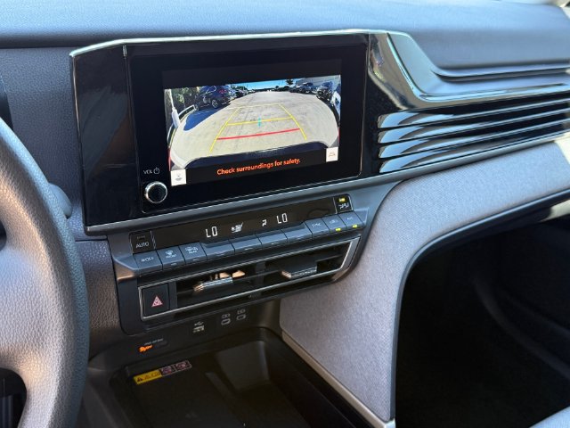 Used 2025 Toyota Camry LE FWD image 20