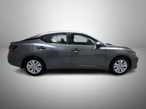 Certified 2025 Nissan Sentra S image 4