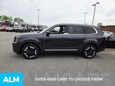 Used 2025 Kia Telluride S AWD/4WD image 2