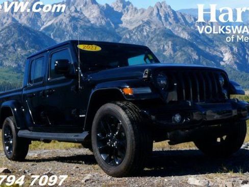 Used 2021 Jeep Gladiator Overland image 1