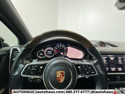 Used 2019 Porsche Cayenne S AWD/4WD image 23