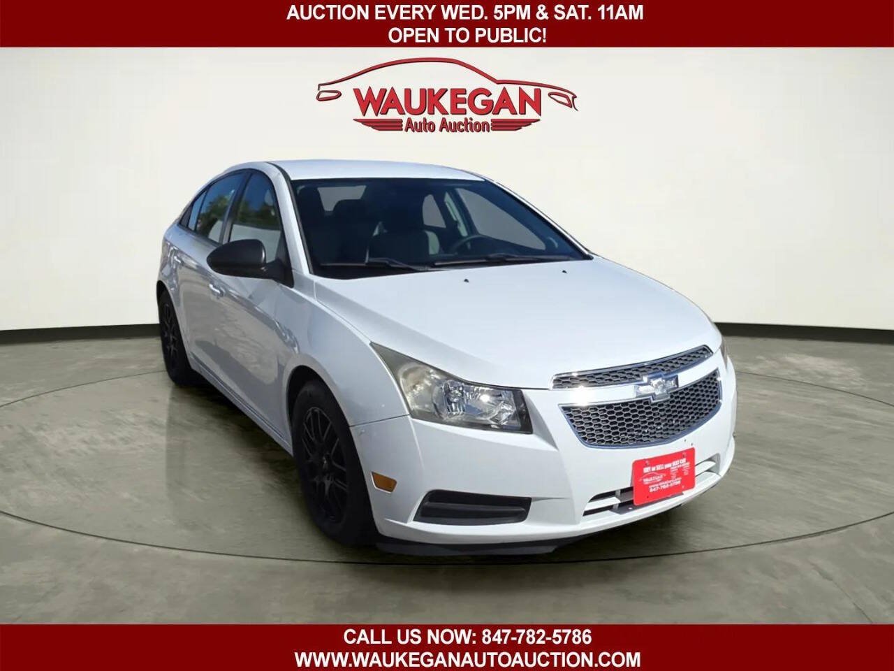 Used 2013 Chevrolet Cruze LS FWD image 3