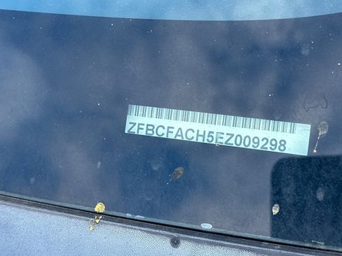 Used 2014 FIAT 500L Lounge FWD image 3